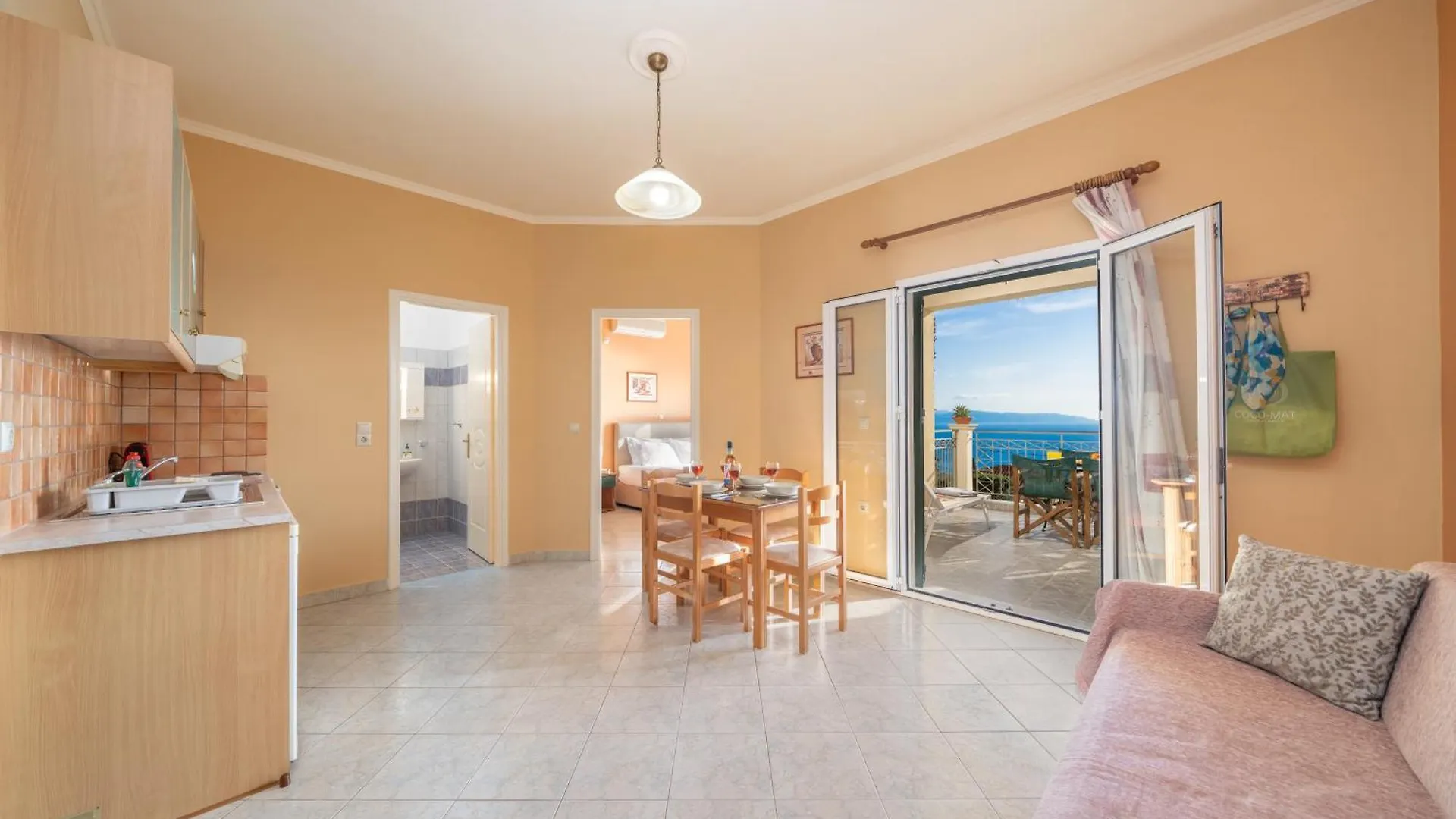 Eleftheria Apartments Vlachata