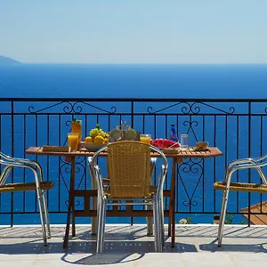 Ξενοδοχείο με διαμερίσματα Summer Dream, Βλαχάτα